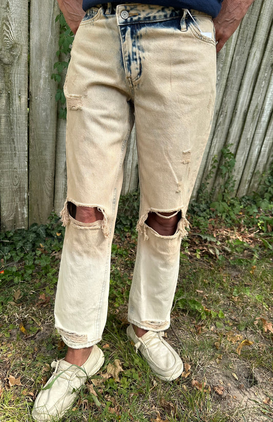 Vervet Distressed Jeans